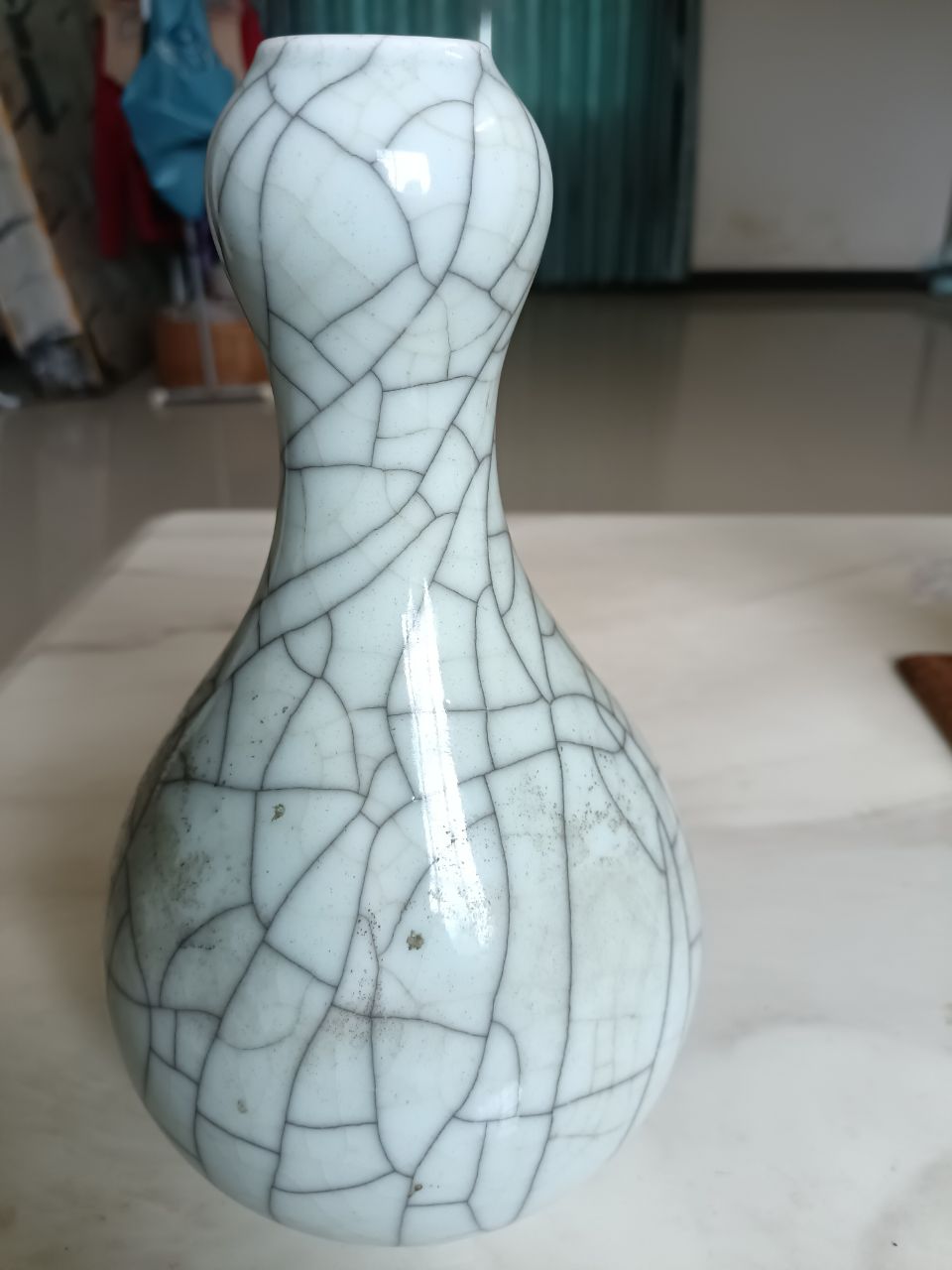 哥釉蒜头瓶