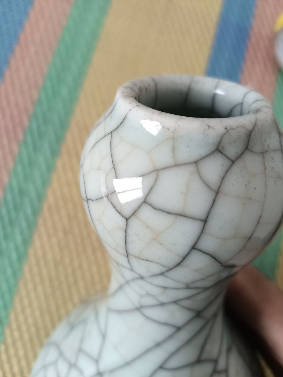 哥釉蒜头瓶